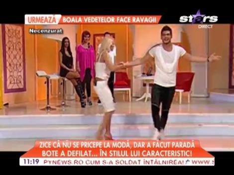 Bote a defilat ... în stilul caracteristic!