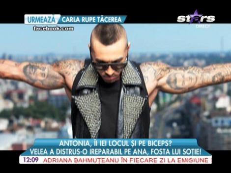 Alex Velea şi-a scos tatuajul cu Ana, fosta lui soţie