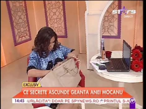 Ce ascunde Anamaria Mocanu în poşetă!