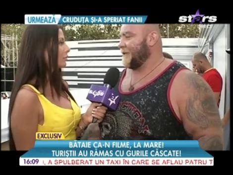 Bătăi ca-n filme în mijlocul staţiunii Mamaia! Gala MMA s-a ținut în aer liber!