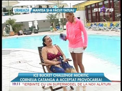 Cornelia Catanga a acceptat provocarea găleții cu apa rece