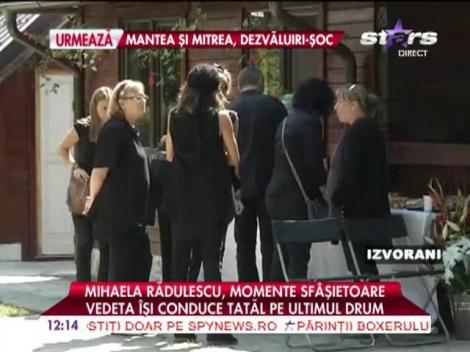 Mihaela Rădulescu îşi conduce tatăl pe ultimul drum