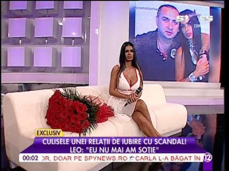 Leo i-a trimis, in direct, un buchet de trandafiri, Renatei: "Te iubesc!"