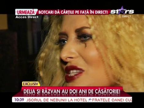 Delia şi Răzvan au doi ani de căsătorie