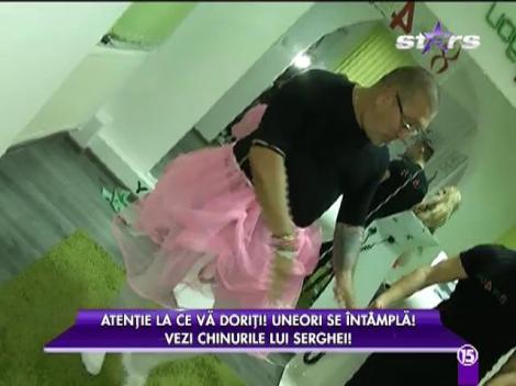 Serghei Mizil, chinuit la balet de "asistentele păcătoase"! Ana şi Lore l-au obligat să poarte "tutu"