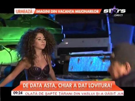 Nicole Cherry, videoclip de senzaţie. De data asta, chiar a dat lovitura