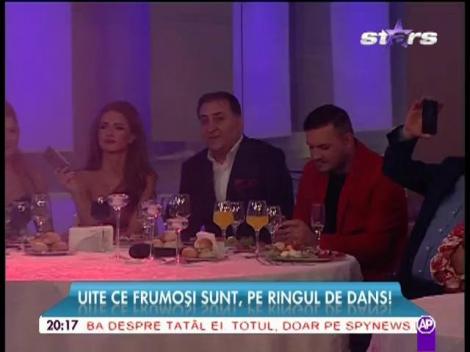Cel mai frumos dans al mirilor! Au PLUTIT! Imagini de senzație de la nunta anului din showbiz
