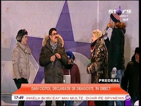 Moment unic, &icirc;n direct! Dan Ciotoi şi-a cerut iubita &icirc;n căsătorie &icirc;ntr-un mod inedit