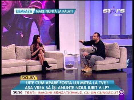 Imaginile care ar încinge orice bărbat! Elena Marin a pipăit-o pe Gabriela Cristoiu în direct: "Recunosc, am uitat să-mi pun lenjerie intimă!" 2