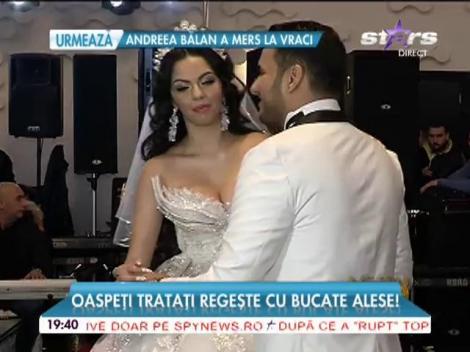 La soare te poţi uita, la mireasă BA! Opulenţă ca la casele regale! Regina Maria Câmpina şi-a măritat nepoata