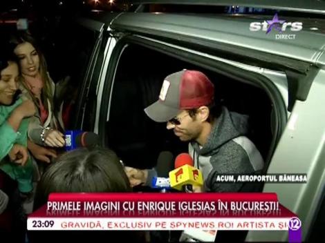 Enrique Iglesias a venit la București! Primele imagini cu artistul