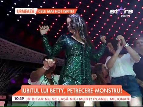 VIDEO / Betty, irezistibil de sexy la petrecerea iubitului ei! Ce dedicaţie i-a făcut Cătălin lui Florin Salam