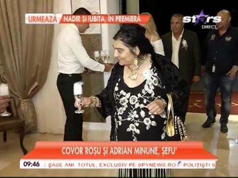 Nici la Cannes nu vezi aşa ceva! Maşini de lux, bijuterii şi ţinute de MII de EURO la o nuntă din Alexandria