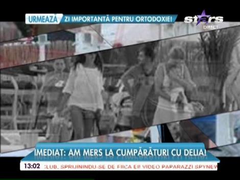 Imagini unice cu bebeluşul poznaş la plajă! Valentina Pelinel, surprinsă la plajă cu fiul ei şi al lui Cristi Borcea