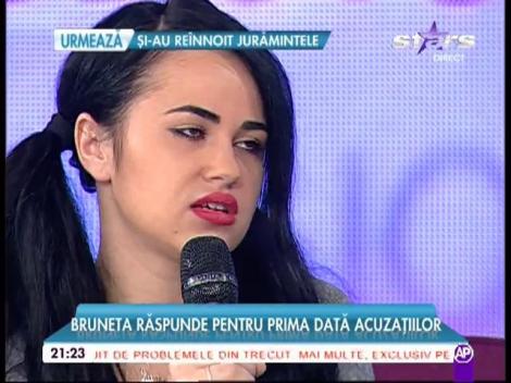 Deea de la "Insula iubirii" a răspuns pentru prima dată acuzaţiilor potrivit cărora tatăl ei a murit din vina sa: "Suferea deja de inimă..."