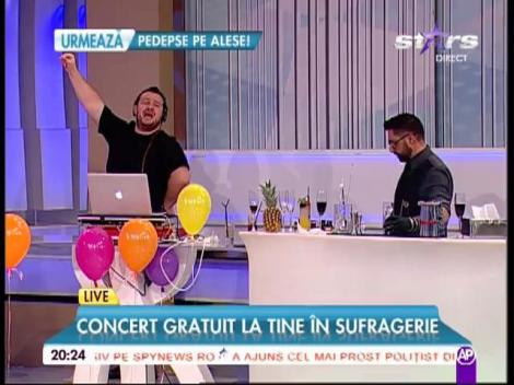 Buzdugan cântă melodia "Căsuţa noastră cuibuşor de nebunii"