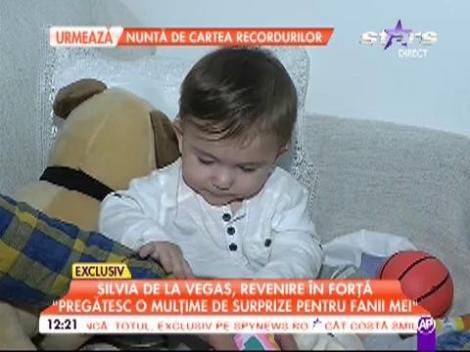 Își pregătește revenirea în muzică, dar rămâne mamă cu normă întreagă! Ce făcea fiul Silviei de la Vegas în timp ce vedeta era în direct la TV