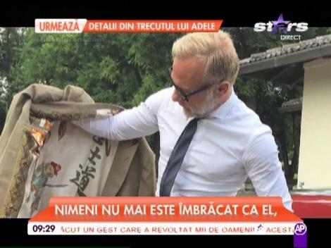 Excentricul milionar Gianluca Vacchi dă mii de euro pe pijamale