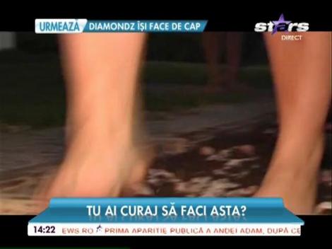 Zeci de braşoveni au mers pe cărbuni încinşi ca să scape de stres!