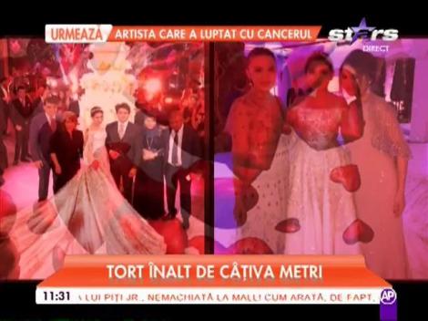 Nunta anului &icirc;n Rusia! Rochia miresei a costat 500.000 de lire sterline