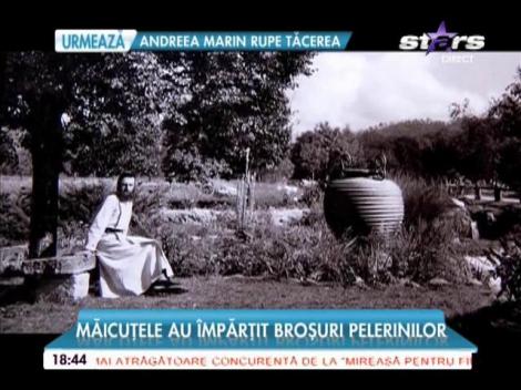 Pelerinaj la Prislop. Peste 10.000 de credincioşi se roagă la mormântul lui Arsenie Boca