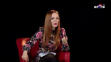 Profesor și autor de film de artă, Ioan Cărmăzean vede lumea cu ochi de cineast și o repovestește cu gândire de poet