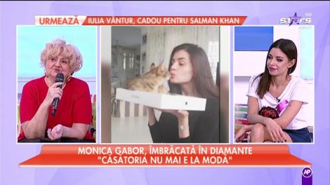 Monica Gabor, îmbrăcată în diamante