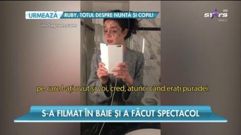 Cristina Ich se filmează singură în baie, de plictiseală