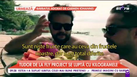 Ieri era ca tras prin inel, azi e un DOLOFĂNEL! Tudor de la Fly Project se luptă cu kilogrameleîn plus. Admiratoarele îl vor ca-n prima zi de scenă!