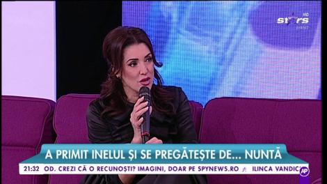 Nico radiază de fericire! Artista a primit un inel de la soțul ei