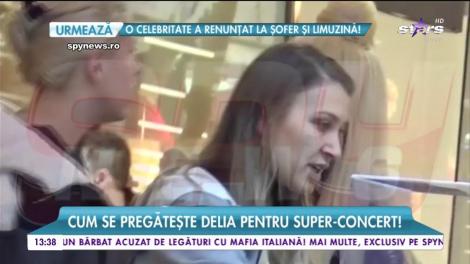 Cum se pregătește Delia pentru cel mai aşteptat concert al anului! Artista nu se uită la bani! Au mai rămas câteva zile până la evenimentul #PSIHEDELIA