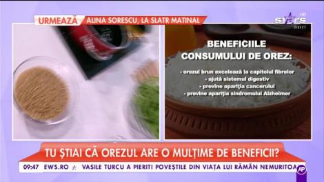 Chef Raluca Dumitru gătește "orez prăjit cu legume, ouă și șuncă crocantă"