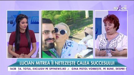 Ziua fac bani din c&acirc;ntat, nopatea &icirc;mpreună &icirc;n pat! Soțul Deliei, omul din spatele succesului!