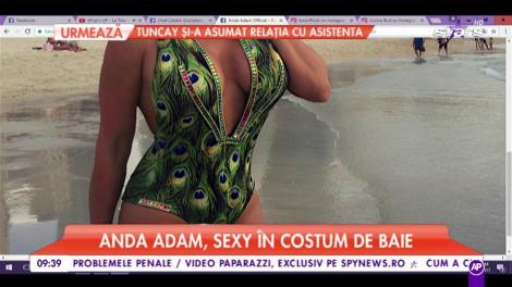 Anda Adam, sexy în costum de baie!