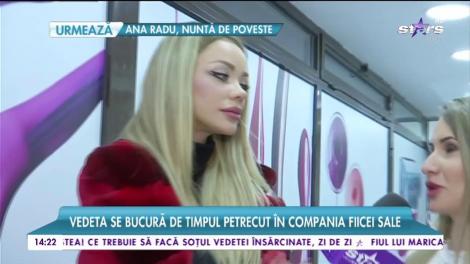 Bianca Drăguşanu, de nerecunoscut. Blonda nu s-a mai răsfățat atât din copilărie!
