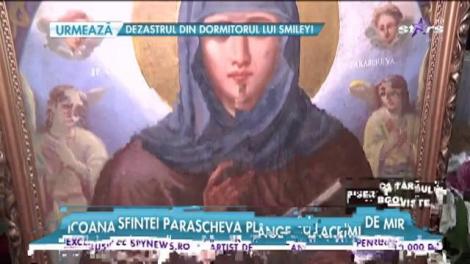 Minune în Postul sfinţilor Petru şi Pavel! Icoana Sfintei Parascheva plânge cu lacrimi amare
