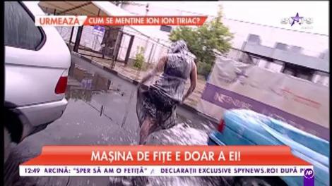 Madame Sclero, bălăceală în mașina cu jacuzzi