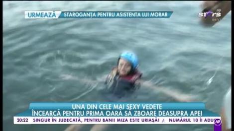 Provocare pentru Rellys Tonu! Vedeta încearcă pentru prima oară să zboare deasupra apei