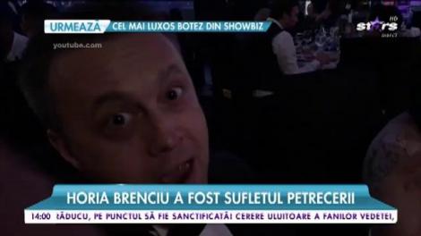 Nuntă mare în familia lui Brenciu! Antonio, colegul său de trupă, s-a căsătorit. Distracţia a fost asigurată de juratul de la X Factor: "La dans, copii"