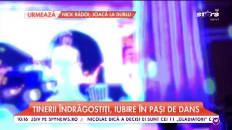 Tineri îndrăgostiți, iubire în pași de dans