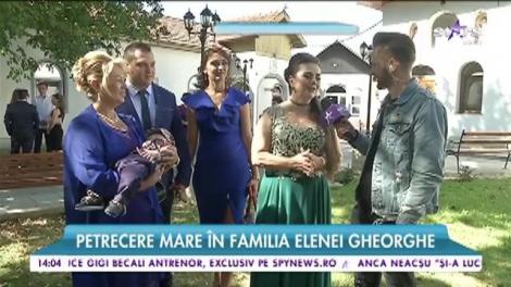Petrecere mare în familia Elenei Gheorghe! Mama artistei este naşă de botez