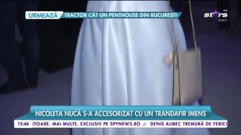 Vedetele din showbiz care au reinventat moda. Nicoleta Nucă s-a accesorizat cu un trandafir imens
