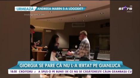 Giorgia se pare că nu l-a iertat pe Gianluca. Tânăra s-a întâlnit cu un bărbat misterios