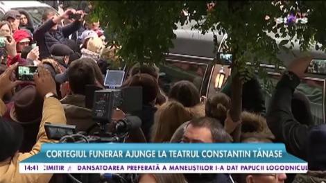 Cortegiul funerar al actriţei Stela Popescu a ajuns la Teatrul Constantin Tănase
