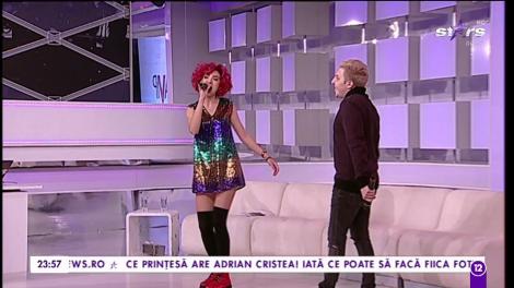Maria Simion și Mike interpretează piesa ”Crăciunul în doi”