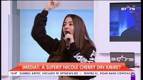 Nicole Cherry - „Uneori”