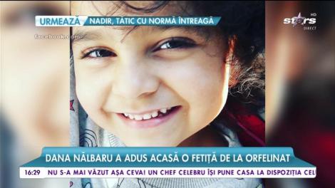Vedetele și-au mărit familiile prin adopție. Mihai Gruia și soția lui sunt fascinați de fetița adoptiva