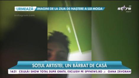 Când Anda Adam cântă, soțul ei gătește. Artista este o femeie norocoasă