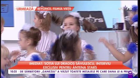 Trupa de dans Andantino Junior face spectacol în cadrul emisiunii Star Matinal