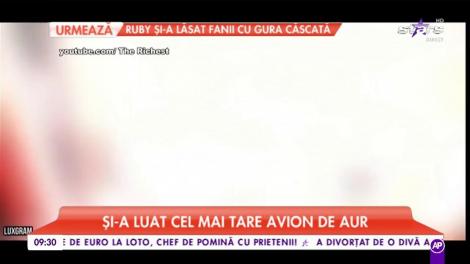 Donald Trump, aroganță de președinte! Și-a luat cel mai tare avion de...aur!